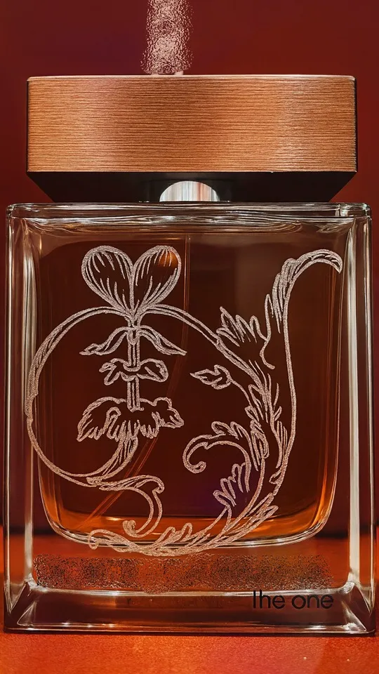 Glass Engraving - Rania Mesiskli - 3