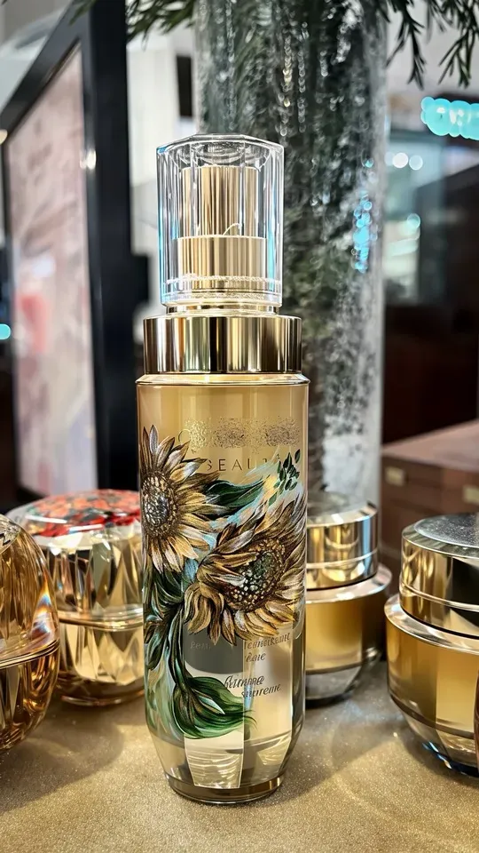 Bottle Painting - Rania Mesiskli - 4P