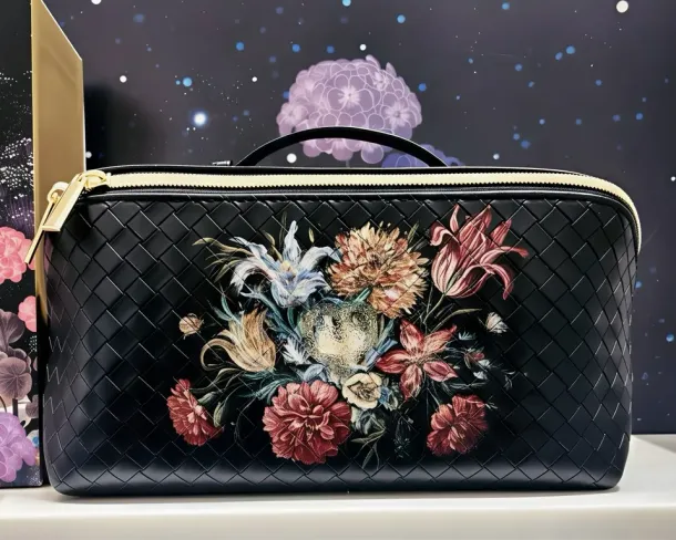 Bag Painting - Rania Mesiskli - 5K