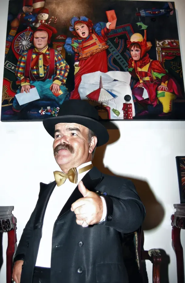 The Costume Party - Rania Mesiskli - 6D