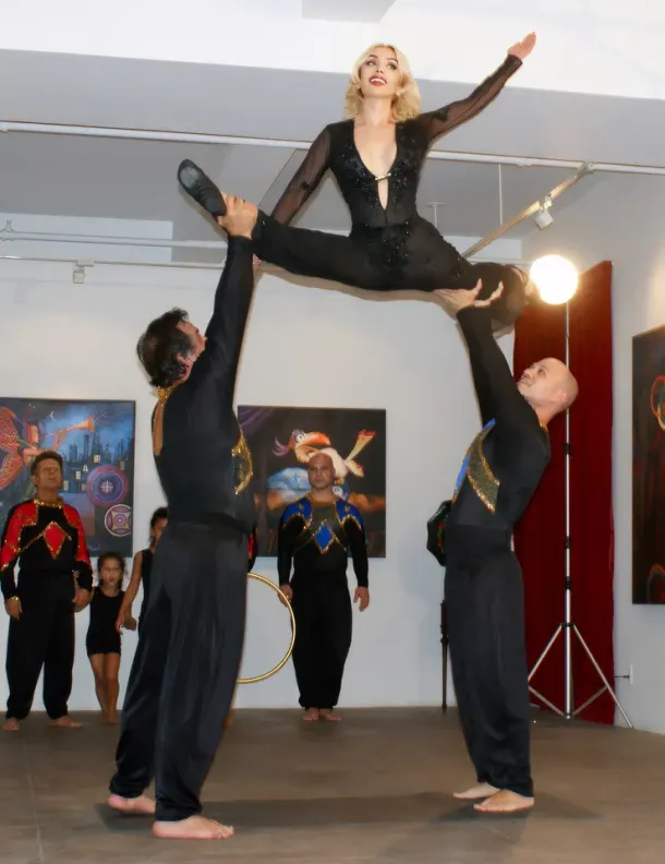 Solo Exhibition - Rania Mesiskli - 1C