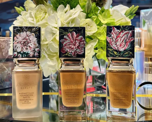 Bottle Painting - Rania Mesiskli - 4D